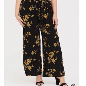 Torrid wide leg pants